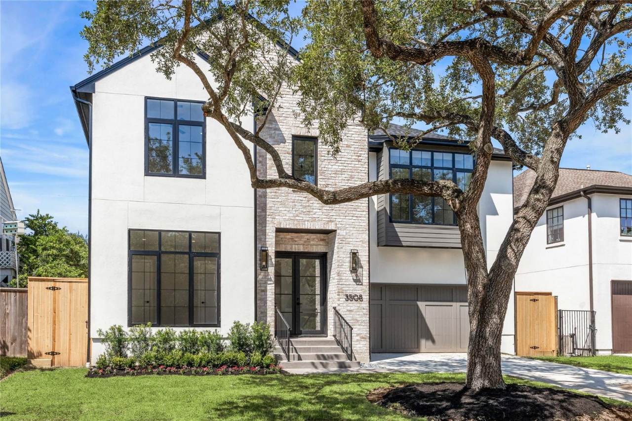 West University custom home by Spotlight Style